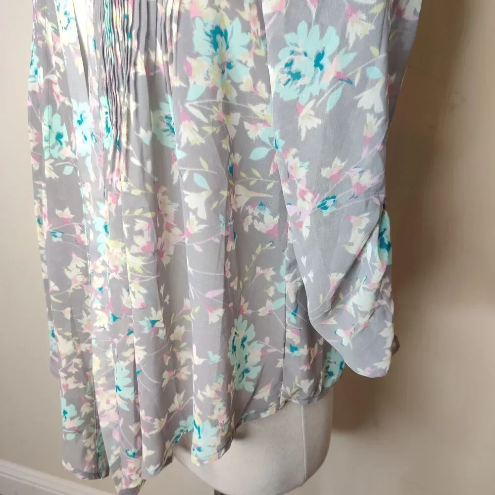 LC‎ Lauren Conrad Open Front Floral Blouse